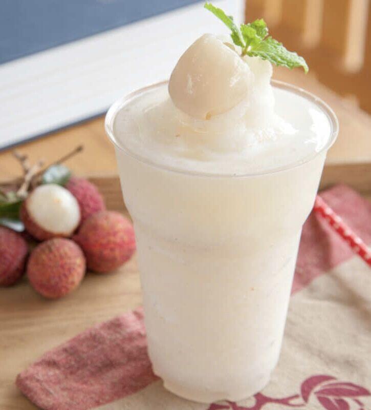 Lychee Smoothie 荔枝冰沙